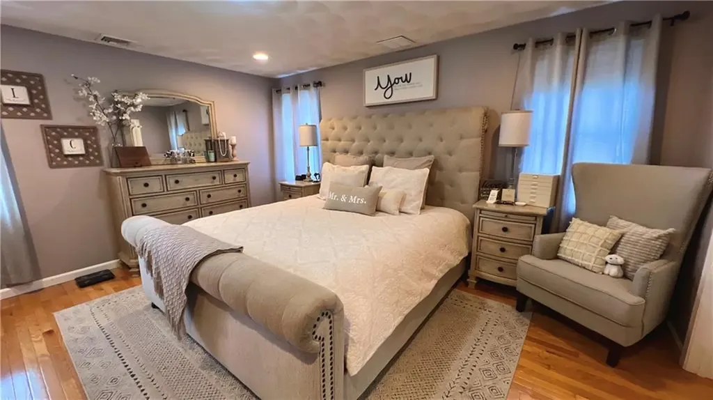 41 Follett Street East Providence RI 02914