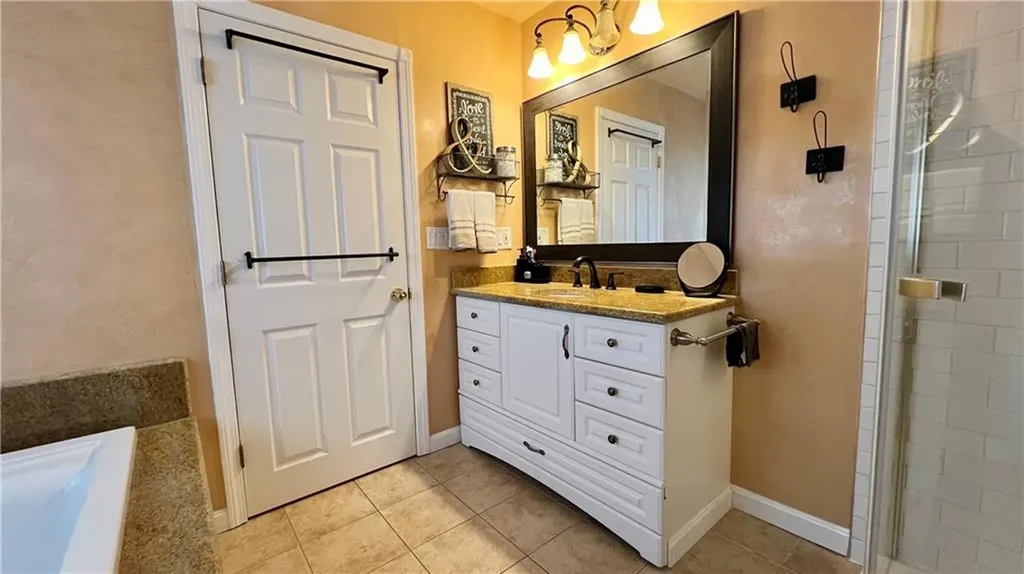 41 Follett Street East Providence RI 02914