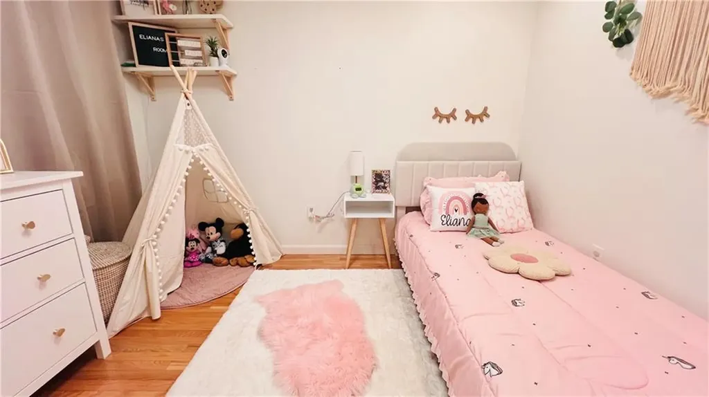 41 Follett Street East Providence RI 02914