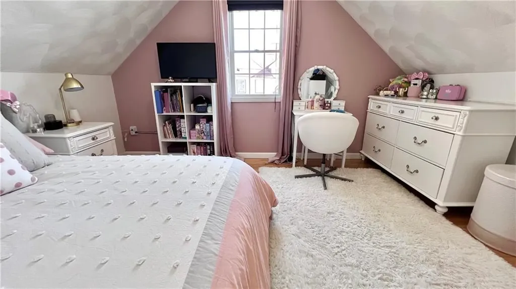 41 Follett Street East Providence RI 02914