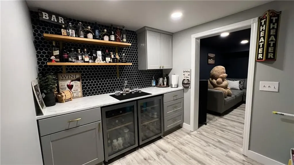 41 Follett Street East Providence RI 02914