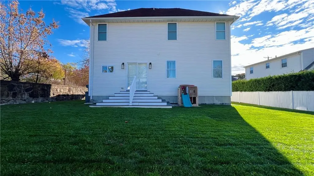 41 Follett Street East Providence RI 02914