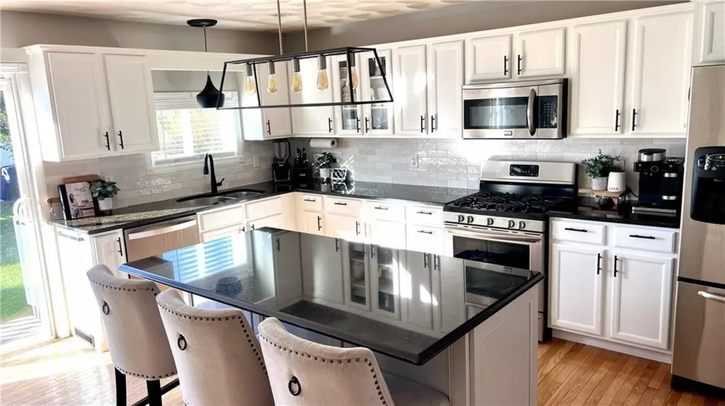 41 Follett Street East Providence RI 02914