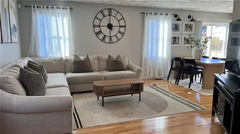 41 Follett Street East Providence RI 02914