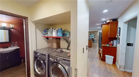 724 Greenville Avenue Johnston RI 02919