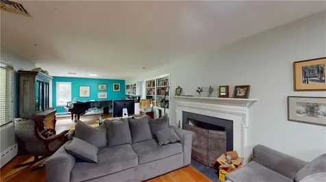 724 Greenville Avenue Johnston RI 02919