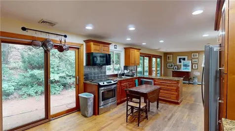 724 Greenville Avenue Johnston RI 02919