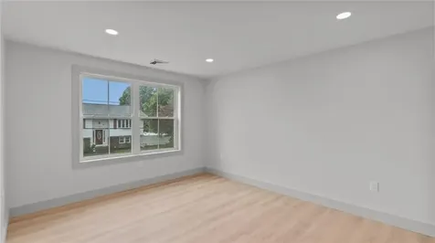 37 Hurdis Street North Providence RI 02904