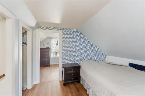 39 Hilton Street Tiverton RI 02878