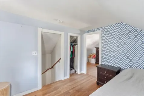 39 Hilton Street Tiverton RI 02878