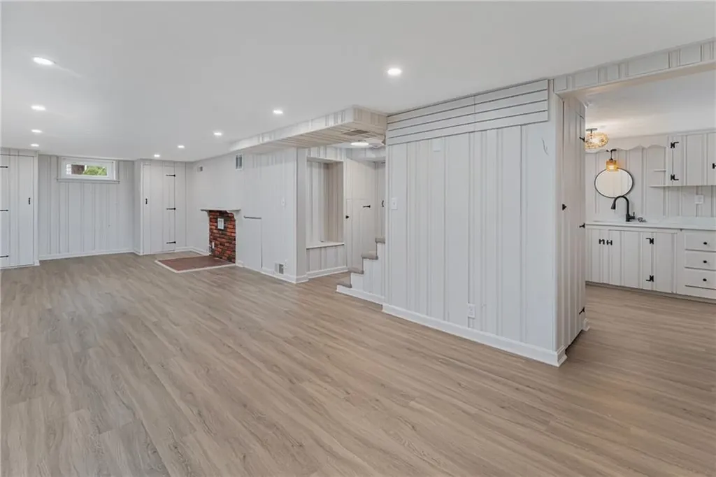 12 Bayou Drive Smithfield RI 02828