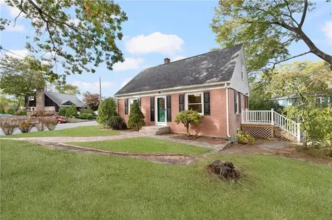 12 Bayou Drive Smithfield RI 02828