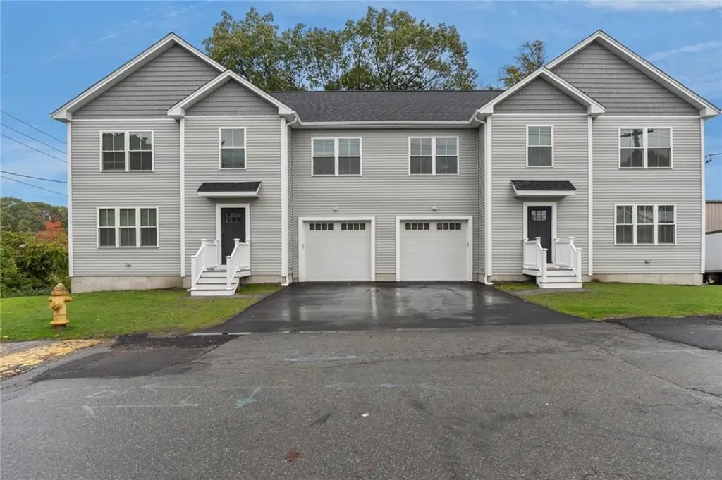 37 Hurdis Street North Providence RI 02904