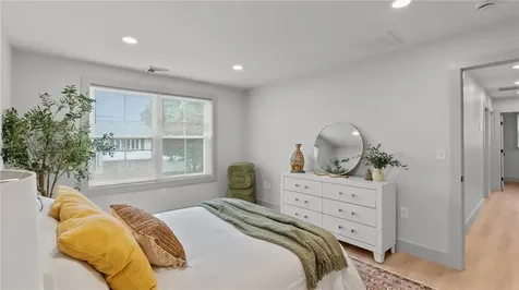 37 Hurdis Street North Providence RI 02904