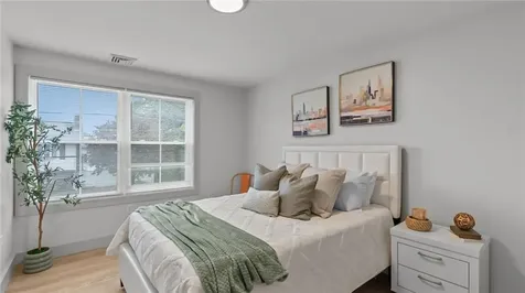 37 Hurdis Street North Providence RI 02904