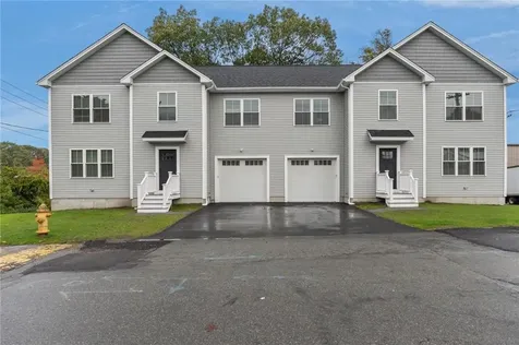 37 Hurdis Street North Providence RI 02904