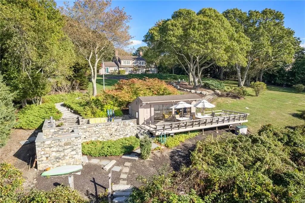 1191 North Main Road Jamestown RI 02835