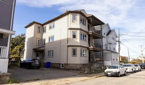 487 Ridge Street Fall River MA 02724