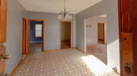 487 Ridge Street Fall River MA 02724