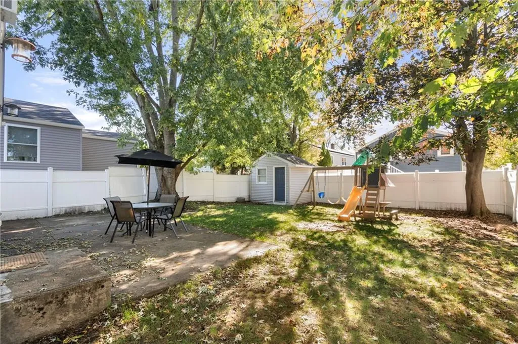 140 Concord Avenue Cranston RI 02910