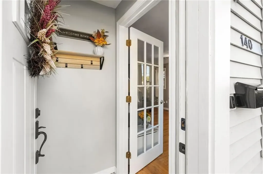 140 Concord Avenue Cranston RI 02910