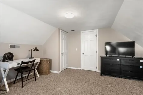 140 Concord Avenue Cranston RI 02910