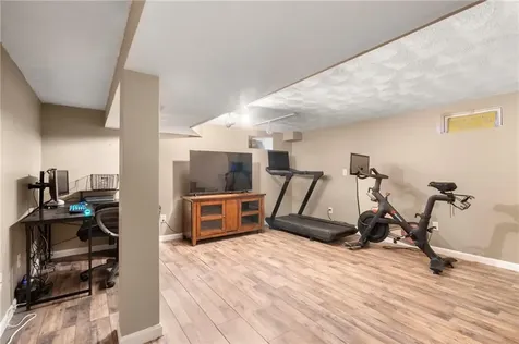 140 Concord Avenue Cranston RI 02910