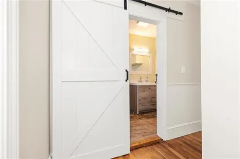 67 Linden Street Middletown RI 02842