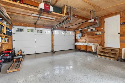 67 Linden Street Middletown RI 02842