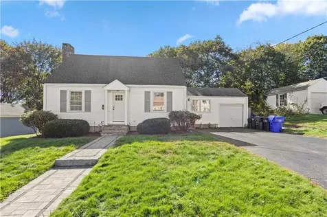 59 Merritt Road East Providence RI 02915