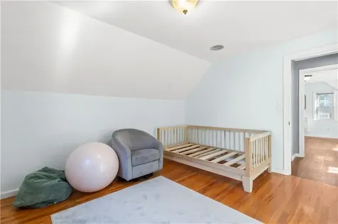 59 Merritt Road East Providence RI 02915