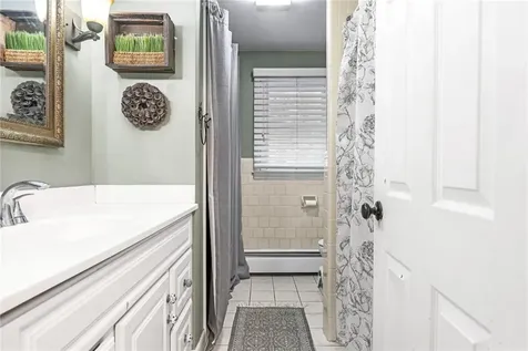 10 Highland Road North Kingstown RI 02874