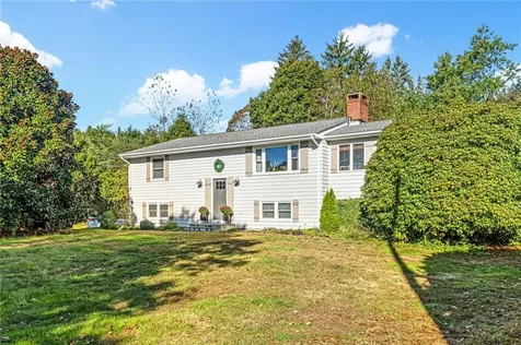 10 Highland Road North Kingstown RI 02874