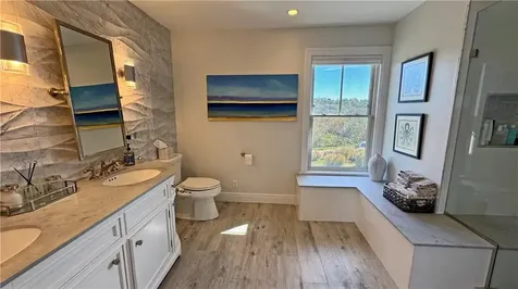 1508 Dorry's Cove Road Block Island RI 02807