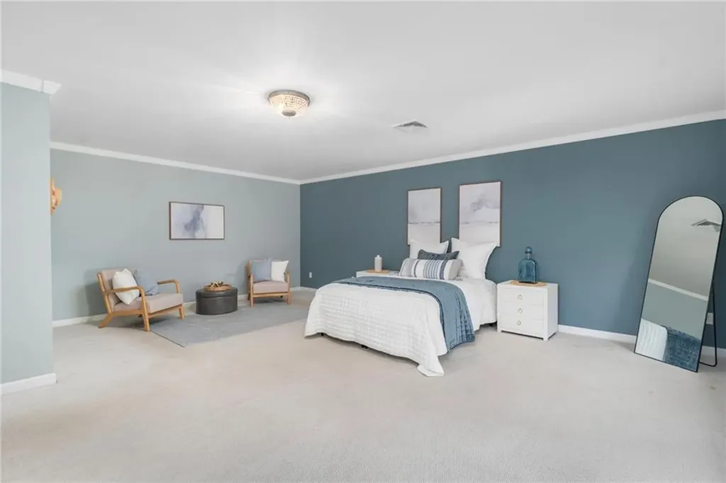 16 Taylor Lane Warwick RI 02886