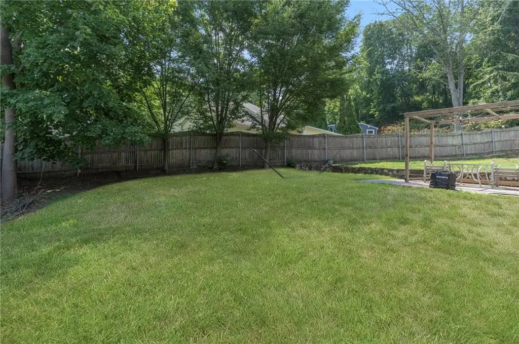 16 Taylor Lane Warwick RI 02886