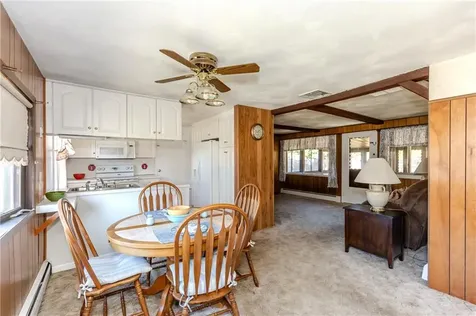 242 Dodge Street Warwick RI 02886