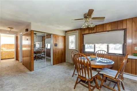 242 Dodge Street Warwick RI 02886