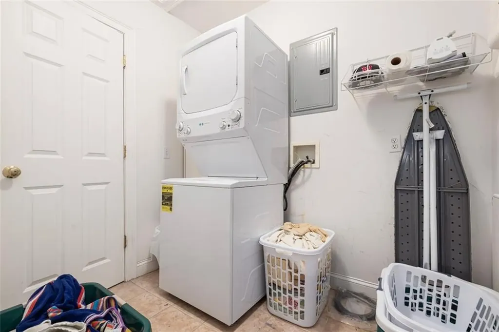 58 Highland Terrace Scituate RI 02857