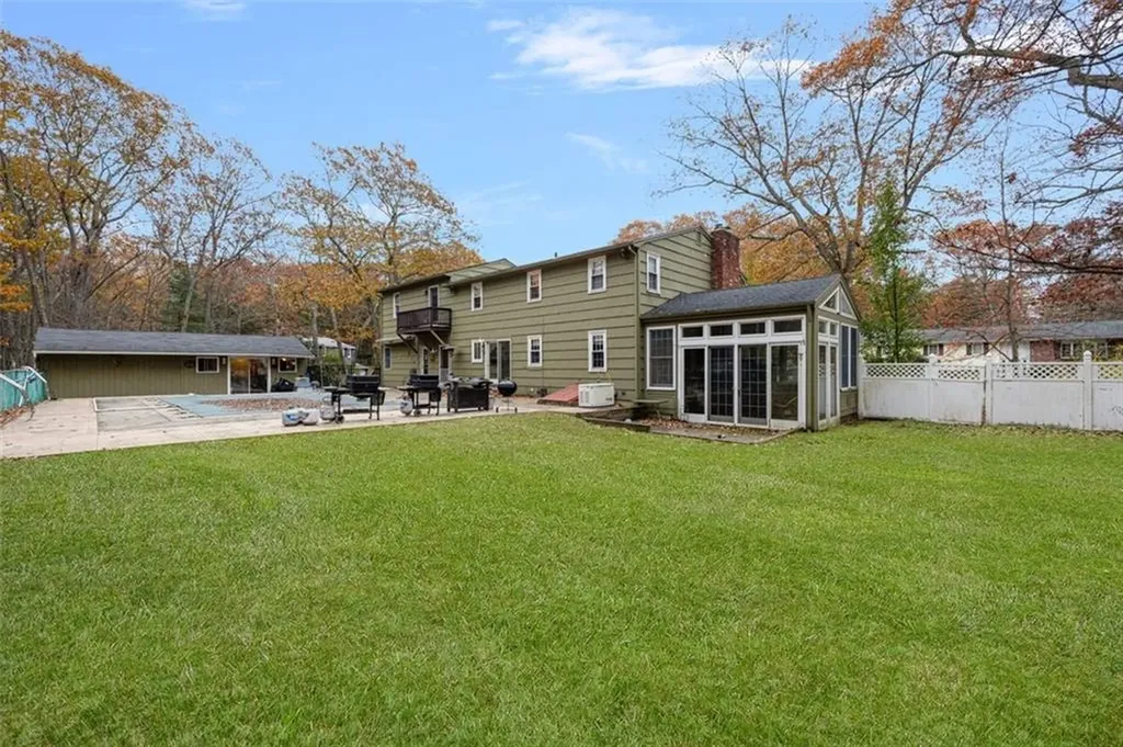 58 Highland Terrace Scituate RI 02857