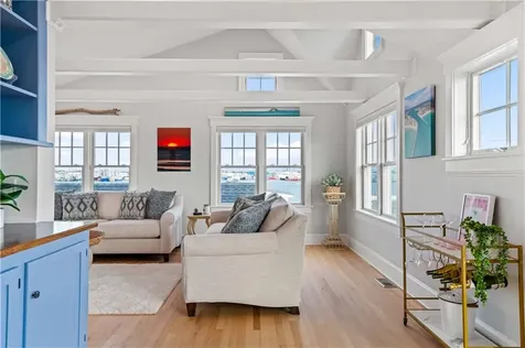 1185 Succotash Road Narragansett RI 02879