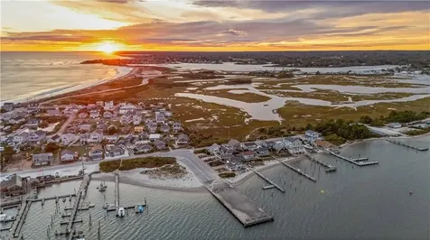 1185 Succotash Road Narragansett RI 02879