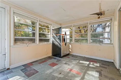 60 Sassafras Road North Kingstown RI 02852