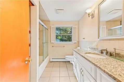 60 Sassafras Road North Kingstown RI 02852