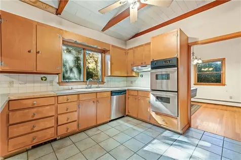 60 Sassafras Road North Kingstown RI 02852