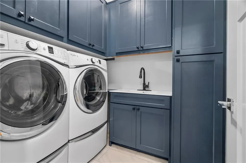 64 Knight View Drive West Greenwich RI 02817