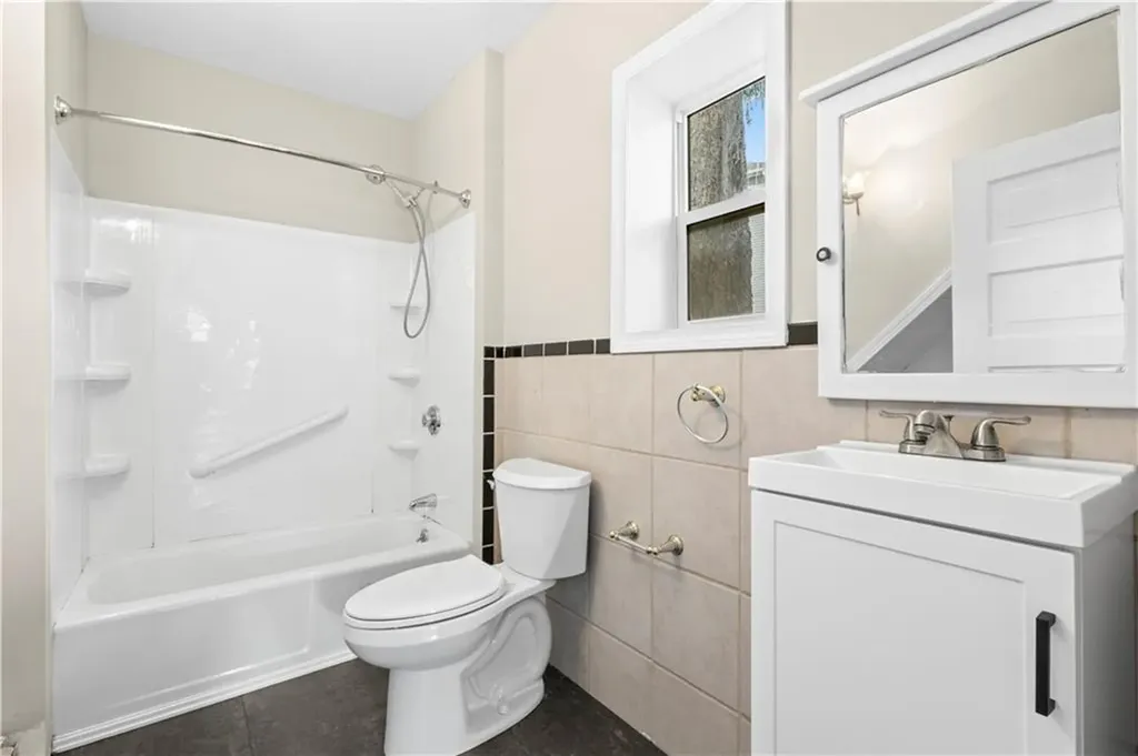 715 Elm Street Woonsocket RI 02895