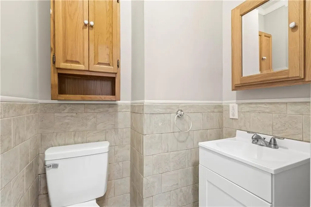715 Elm Street Woonsocket RI 02895
