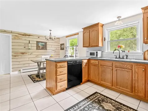 860 Centerville Road Warwick RI 02886