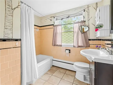 860 Centerville Road Warwick RI 02886